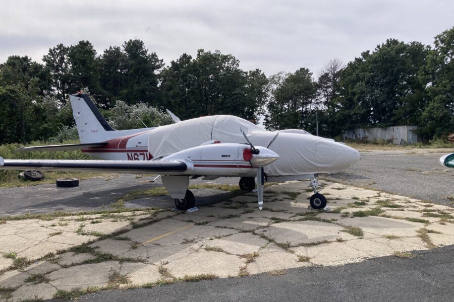 Baron E55 N67L Aircraft for Sale